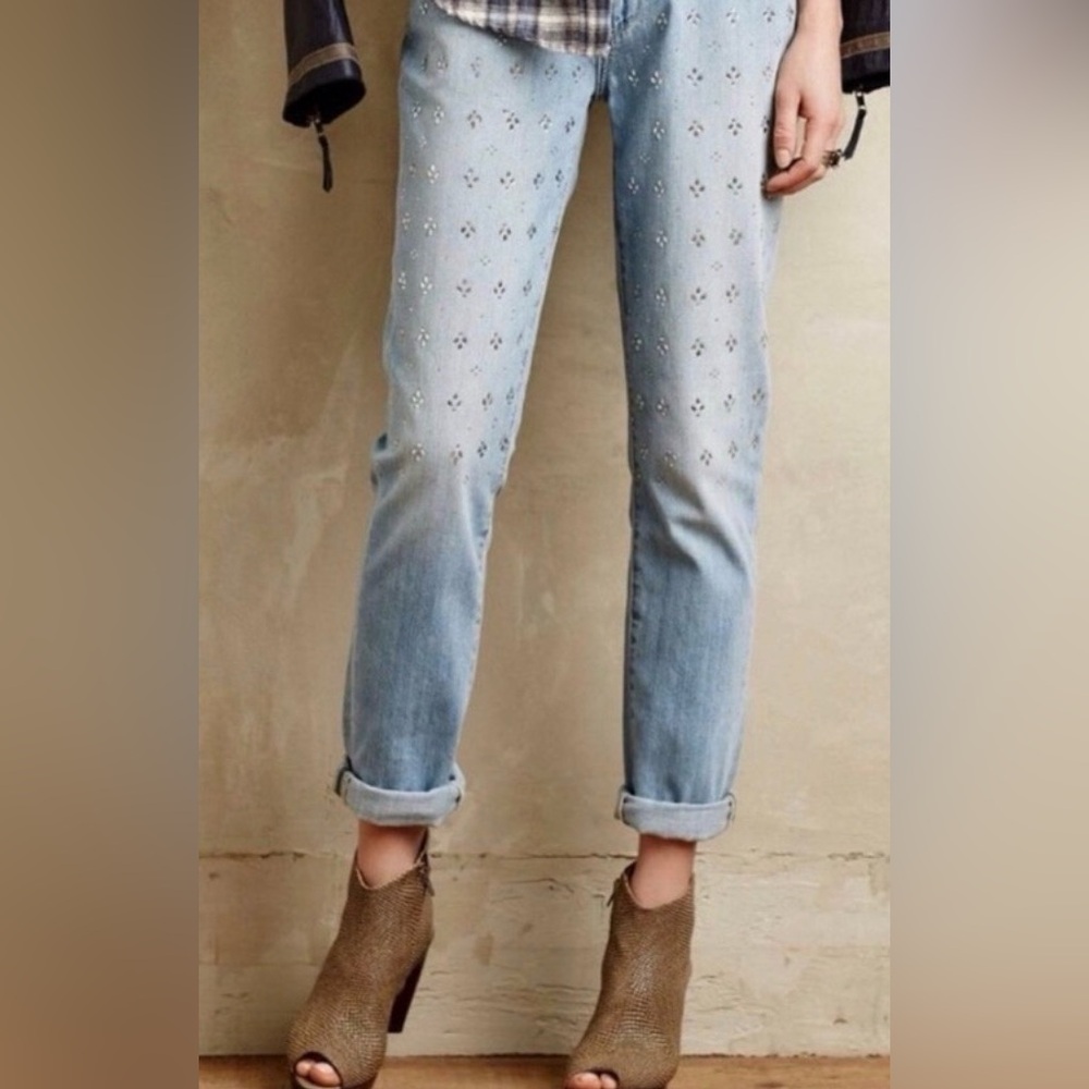 PAIGE Light Blue Cropped Jeans with Embellishments